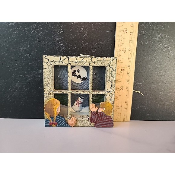 Vintage Christmas Ornament Window Scene - Picture 8 of 10